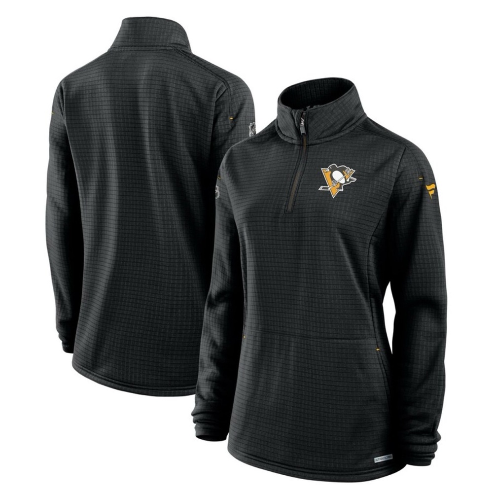 Fanatics Women's Black 1/4 zip Jacket